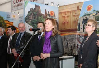 Министър Николина Ангелкова откри Международното изложение "Културен туризъм 2015" във Велико Търново